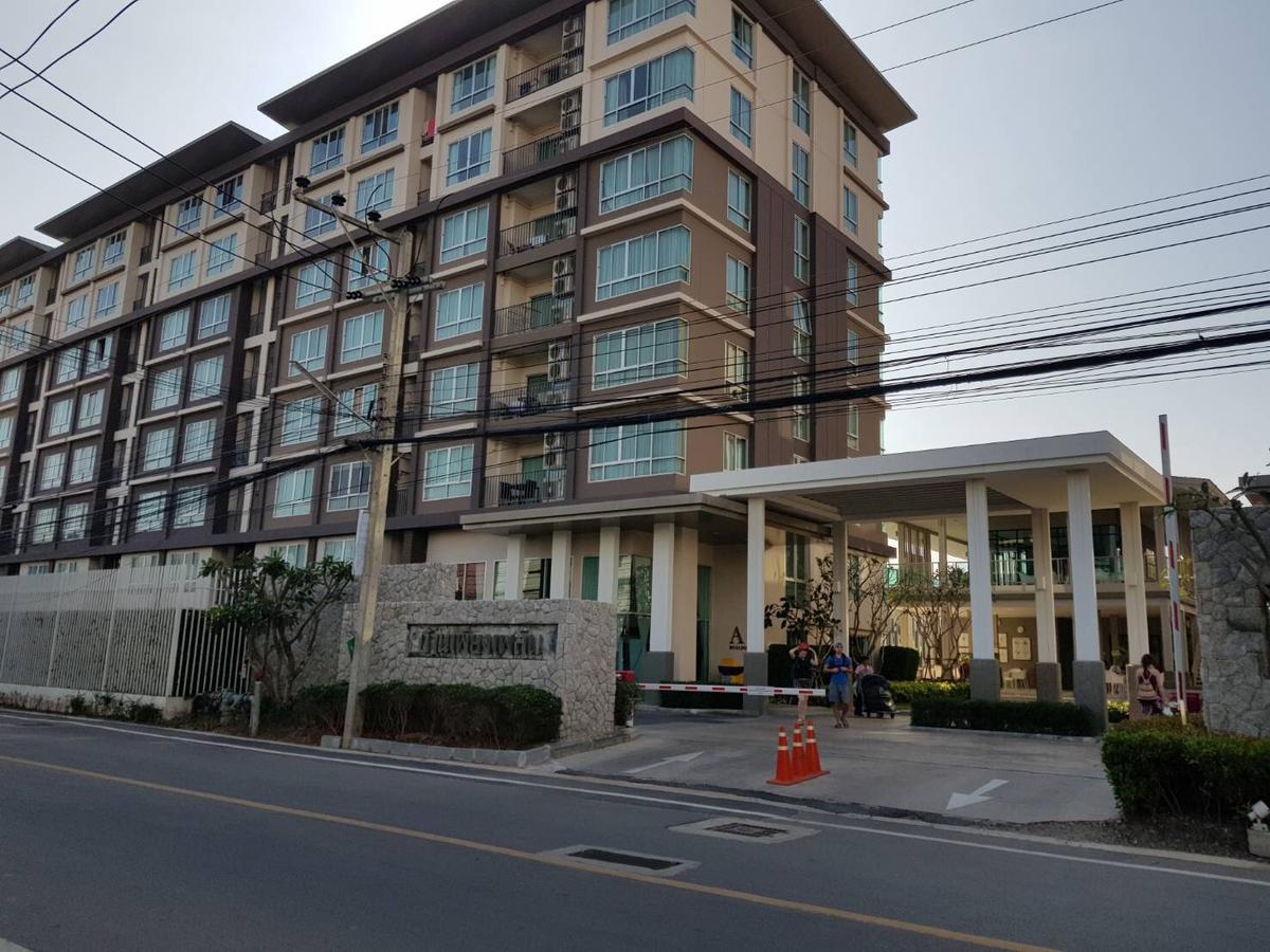 Apartment Baan Peang Ploen Condonium By Yongwisut