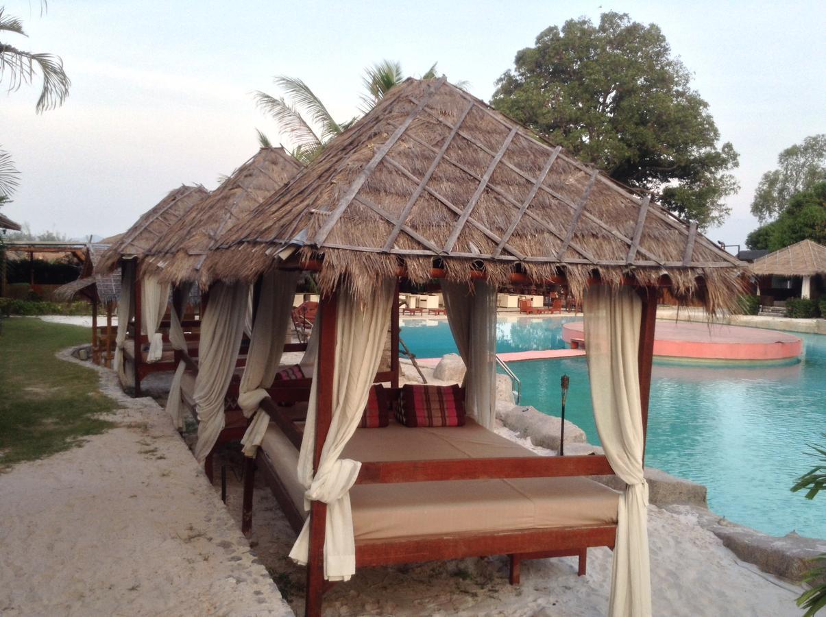 The Calm Resort 3*