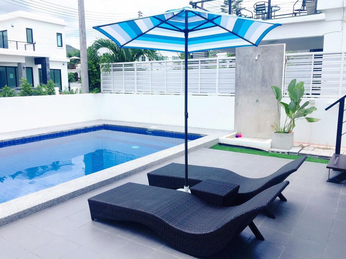 @chain Pool Villa *