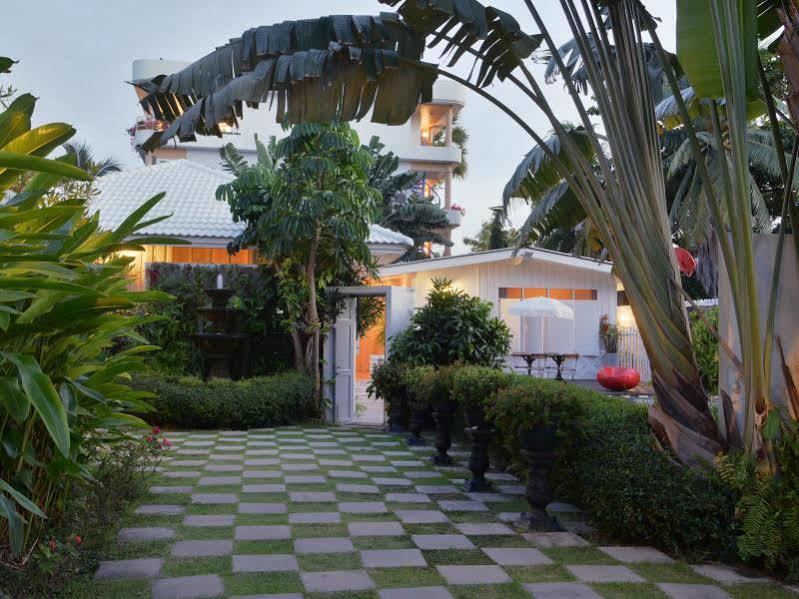 Resort The Hen 3*