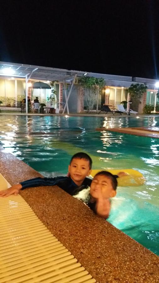 Wanna And Yoshioka Hua Hin