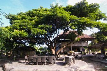 Hotel Naidee Sculptured Huts Hua Hin