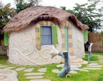 Naidee Sculptured Huts