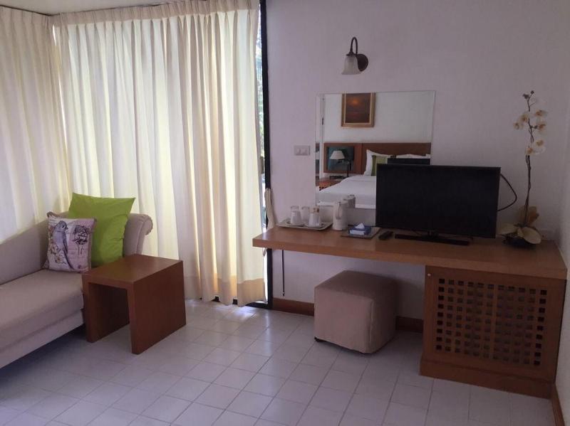 Nern Beachfront Hotel