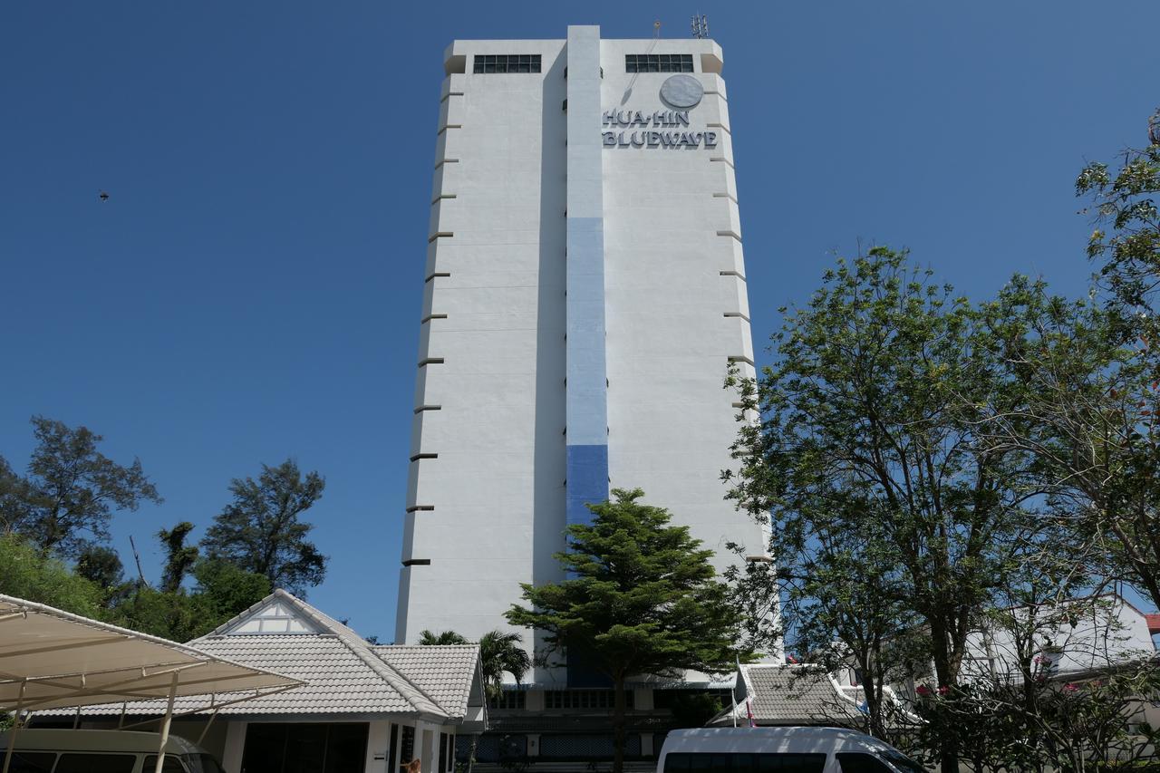 Takiab On The Paradise Properties *