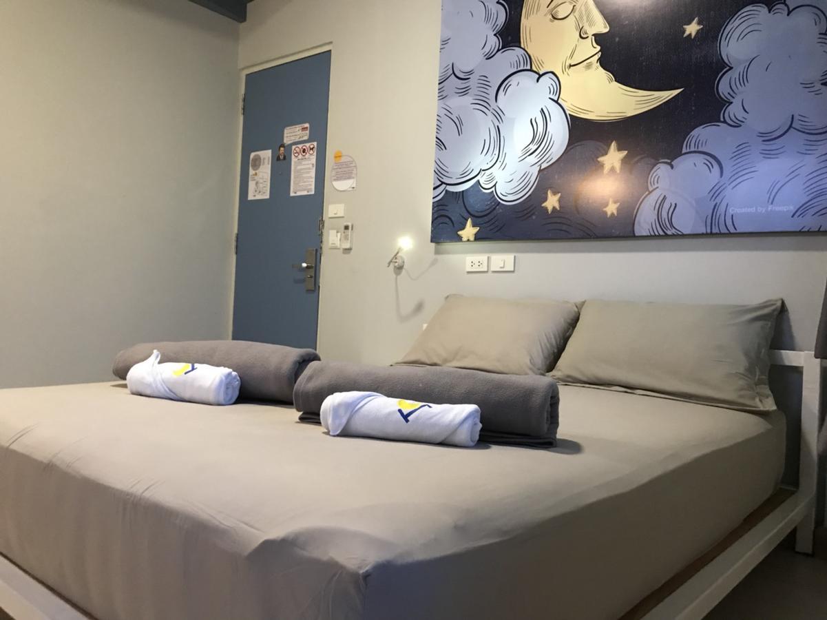 Hostel The Moon
