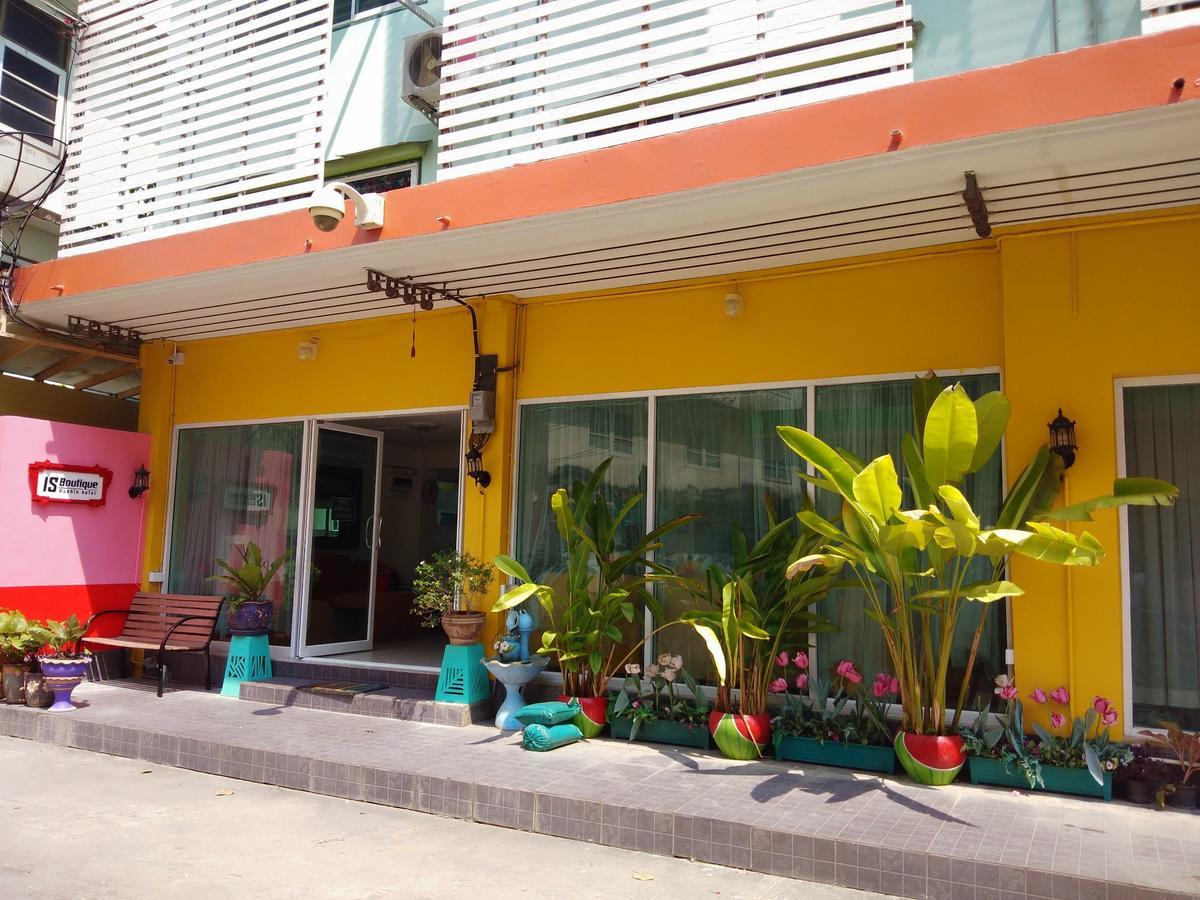 Hotel Is Boutique 3*