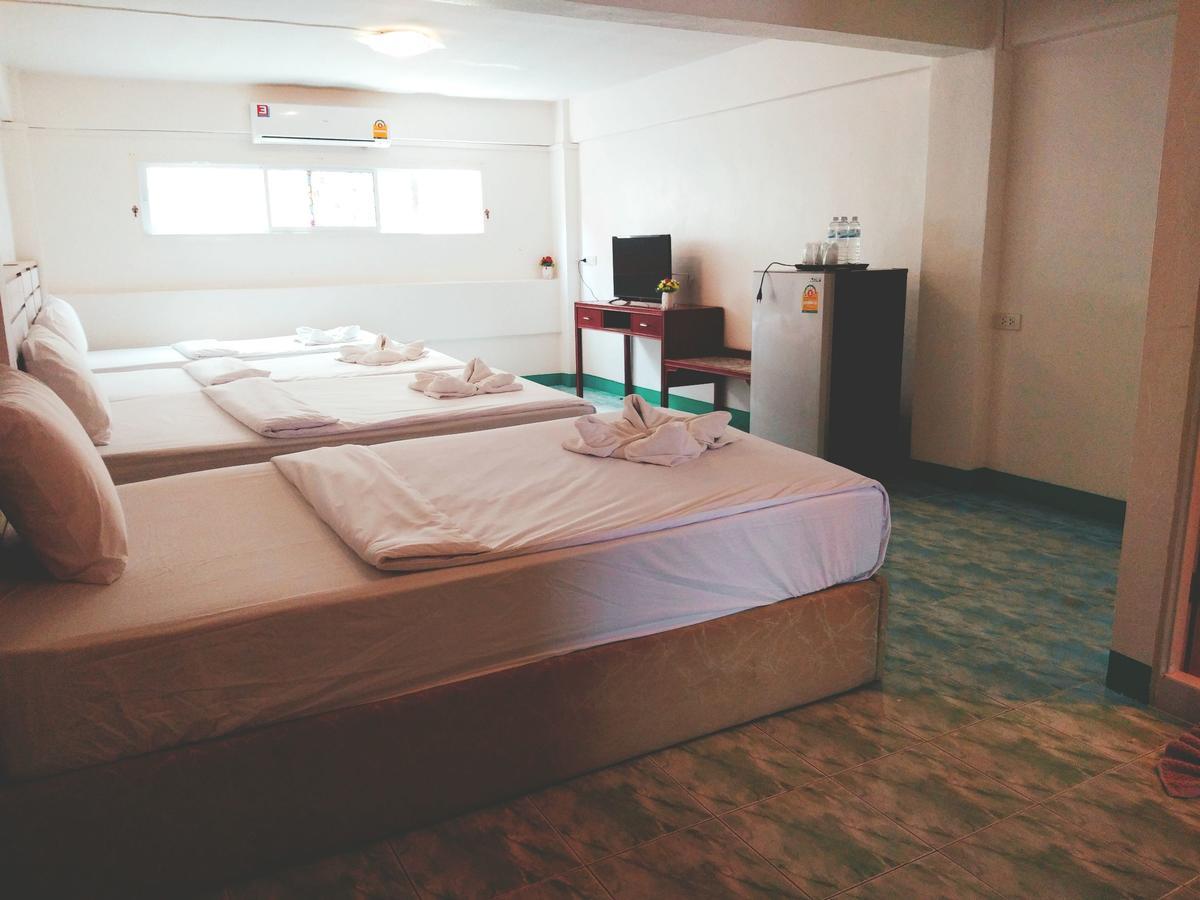 Hotel Is Boutique