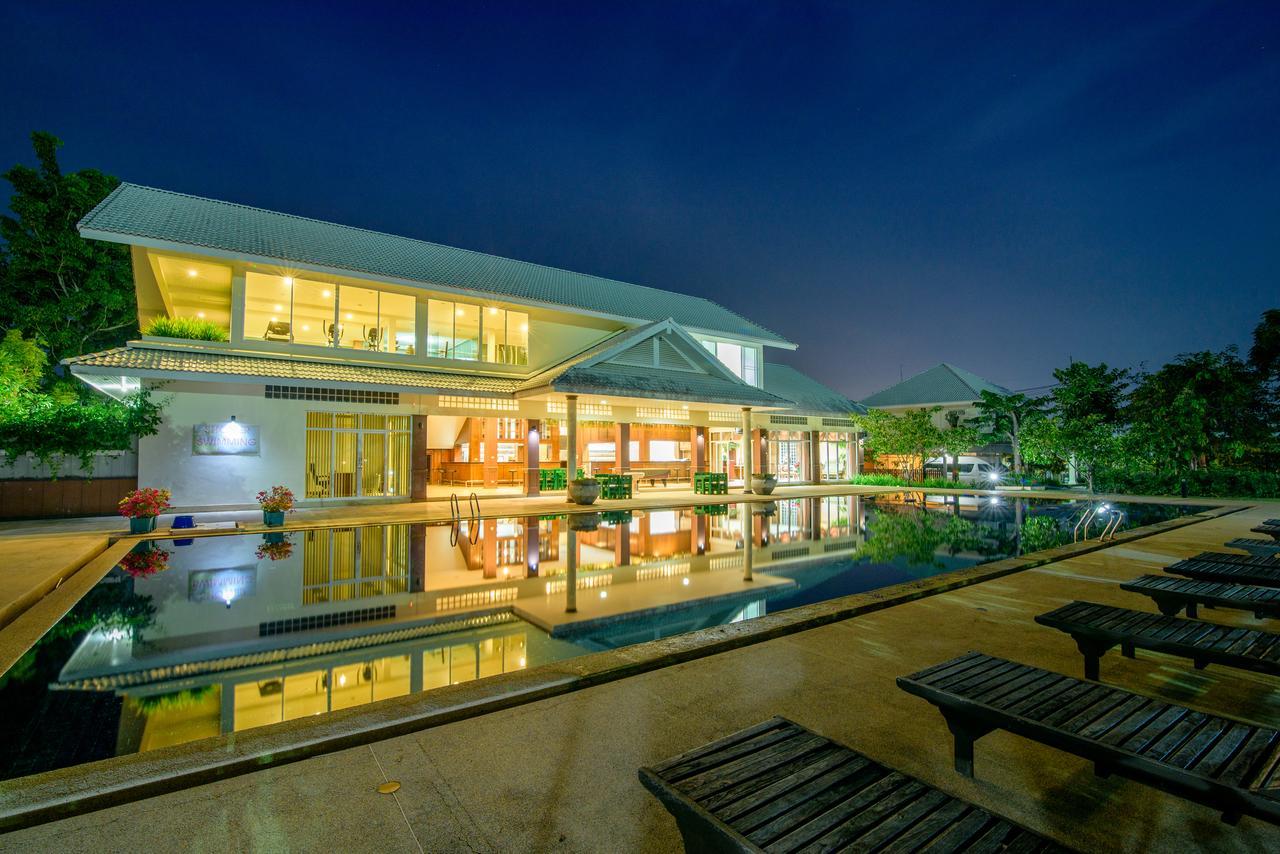 Resort Condotel & Taweeporn Hua Hin