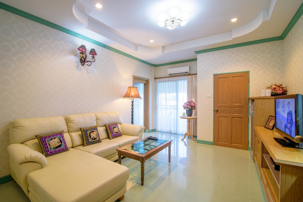 Condotel & Taweeporn Resort Hua Hin