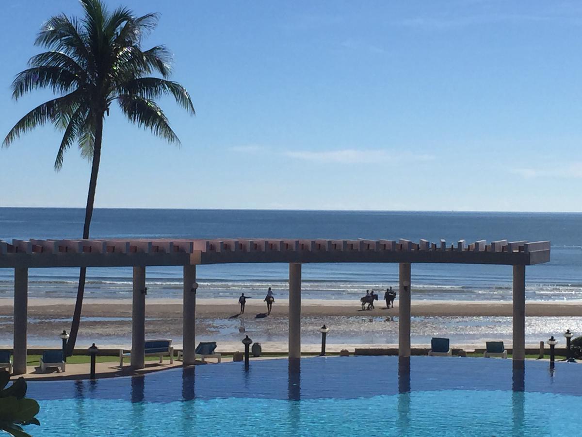 Spectacular Ocean View At Baan Sansaran *