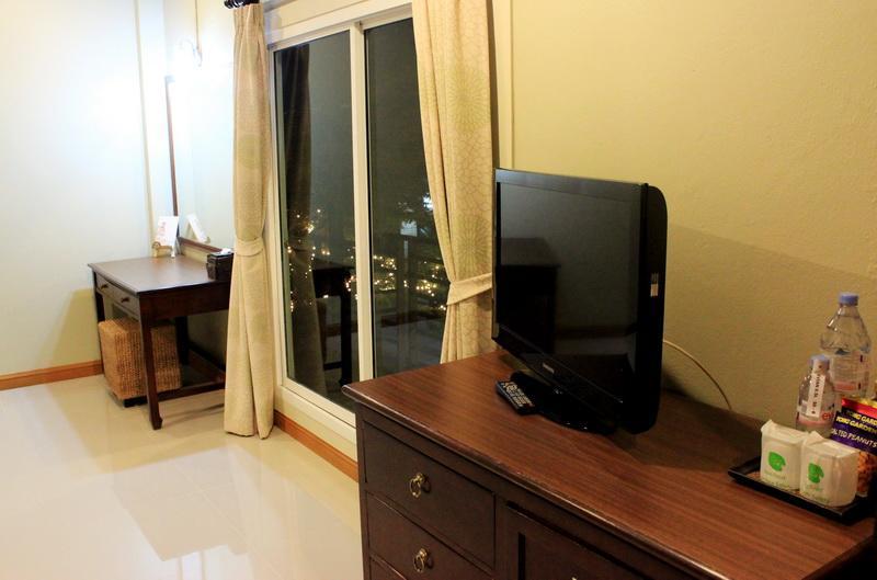 White 3* Hua Hin