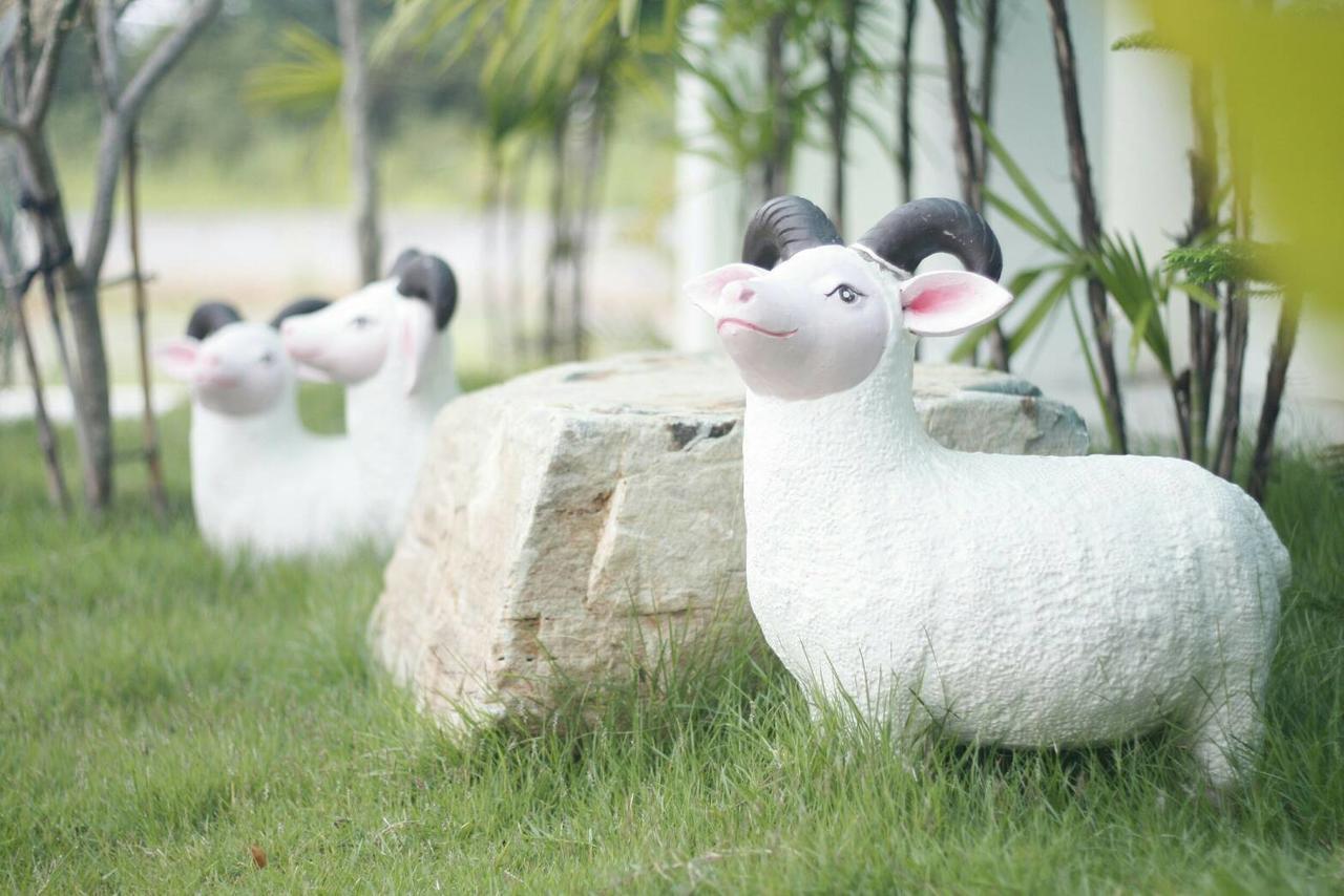 Wanna And Yoshioka Resort Hua Hin