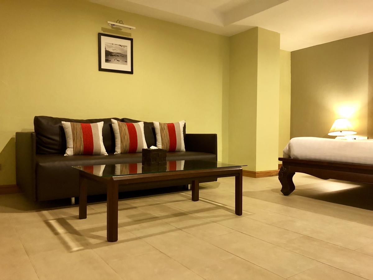 White Hotel 3*