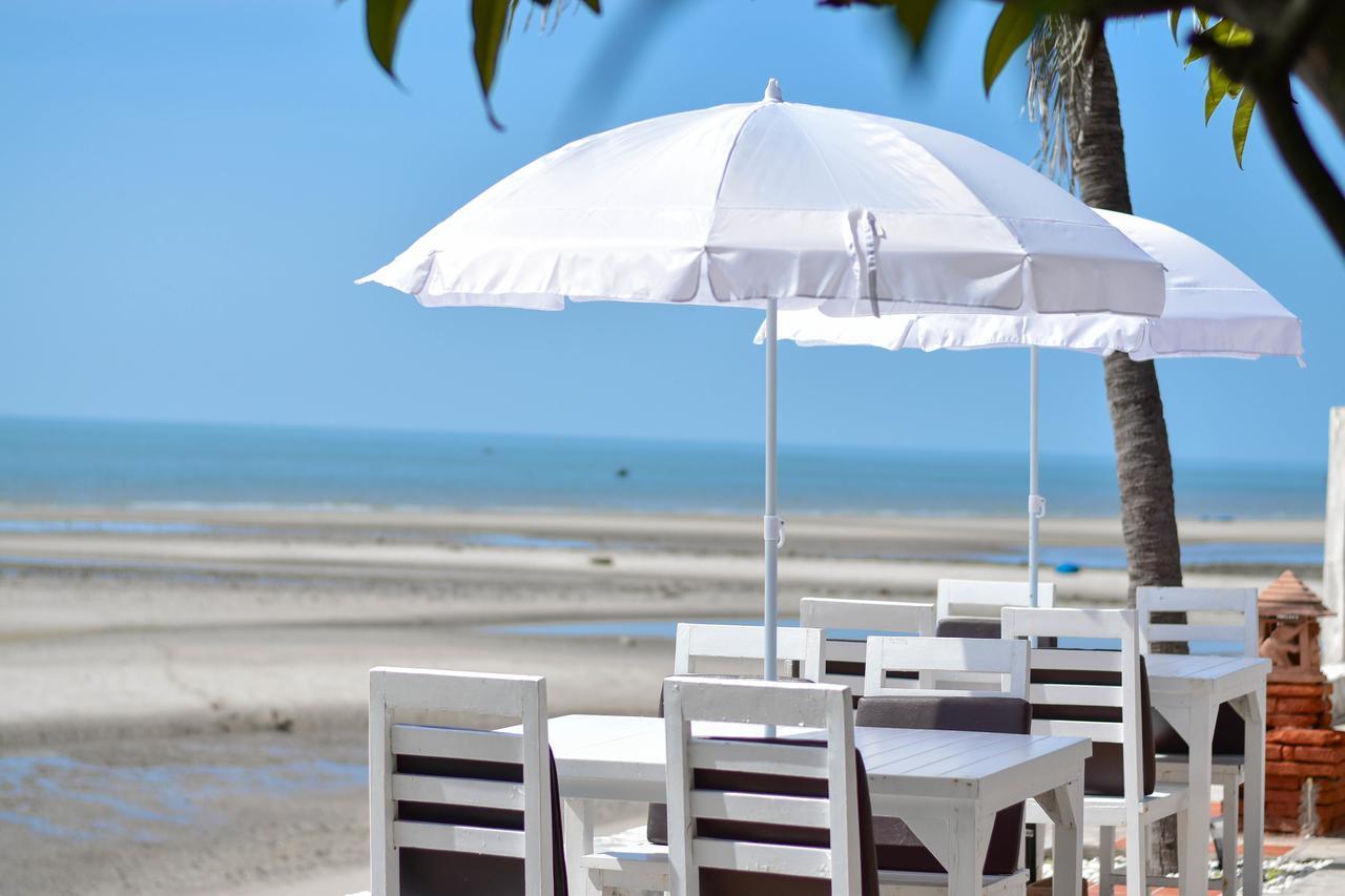 Sea Memories White Hotel
