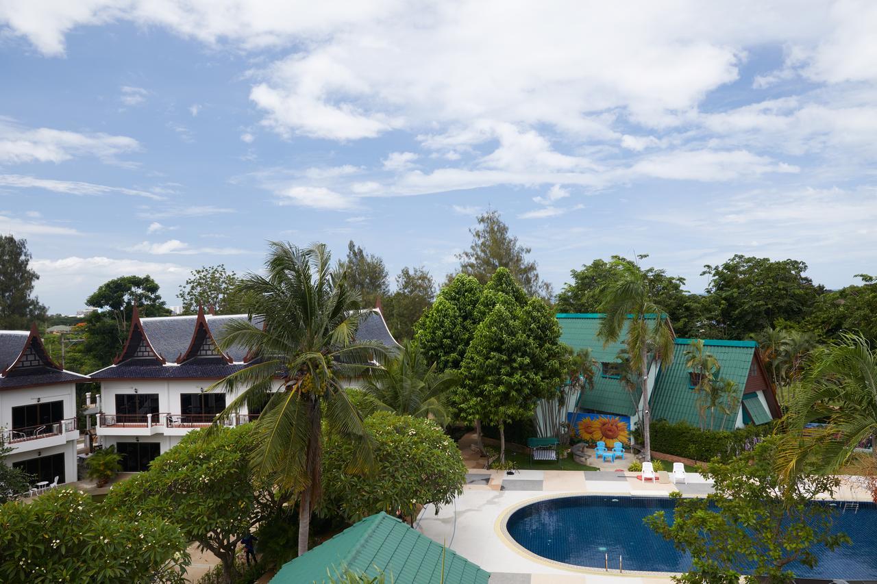 Resort The Sun House
