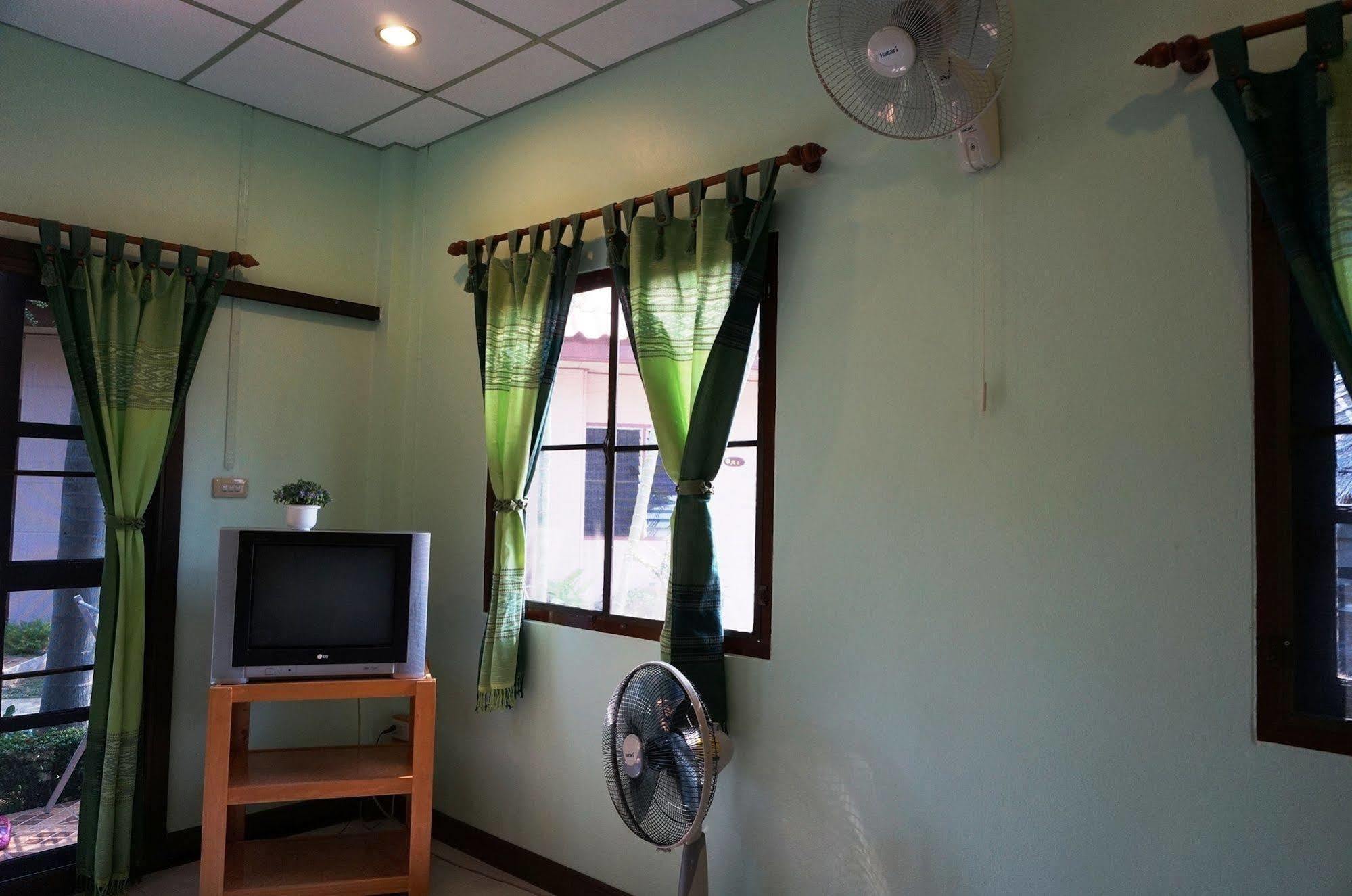 Hotel Baan Yusabai 3*