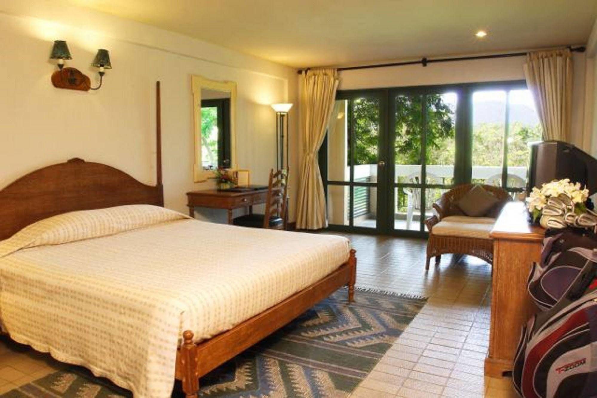 Hotel View And Golf Club 4*