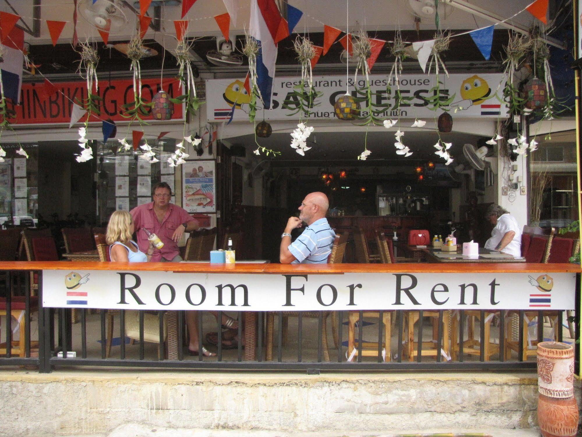 Hotel Restaurant & Say Cheese Hua Hin