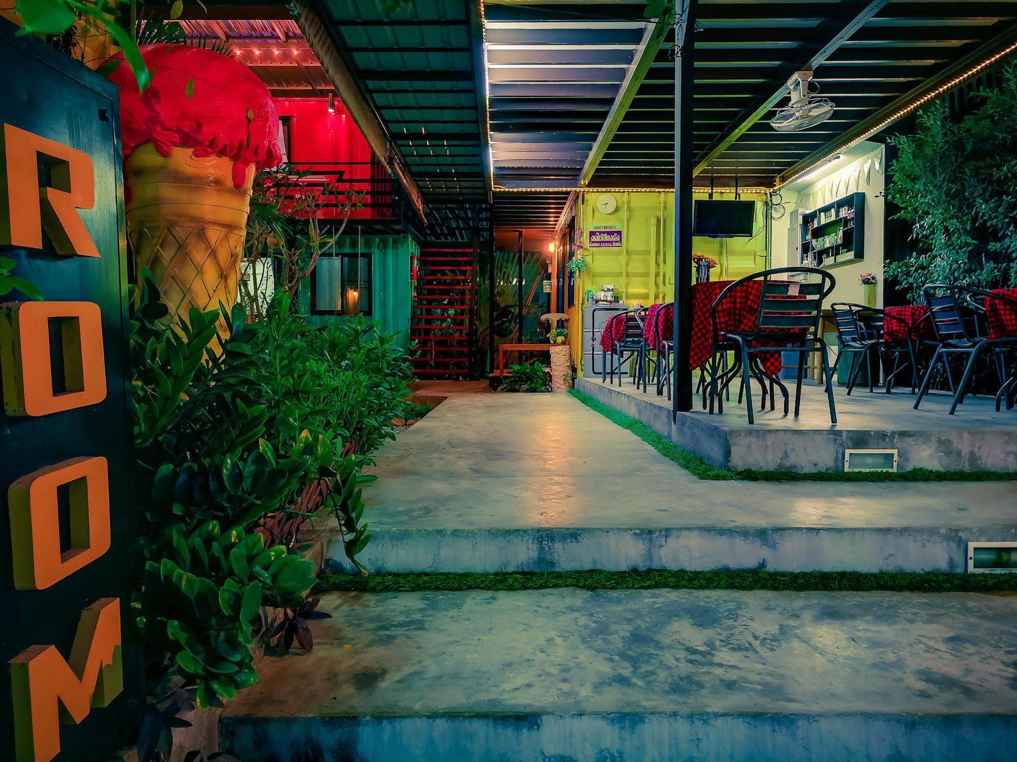 In Boxes Hua Hin