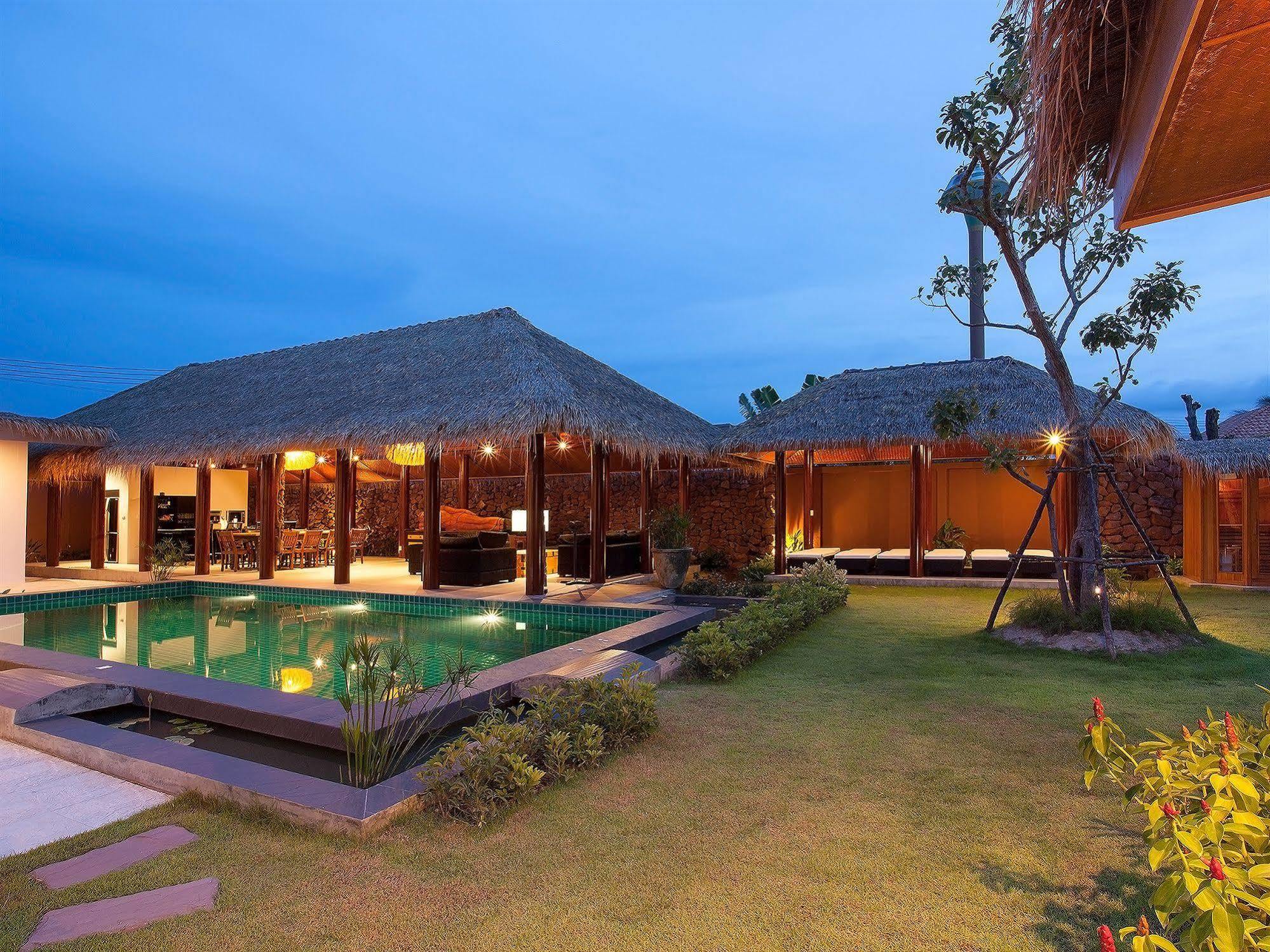 Garden Vila *