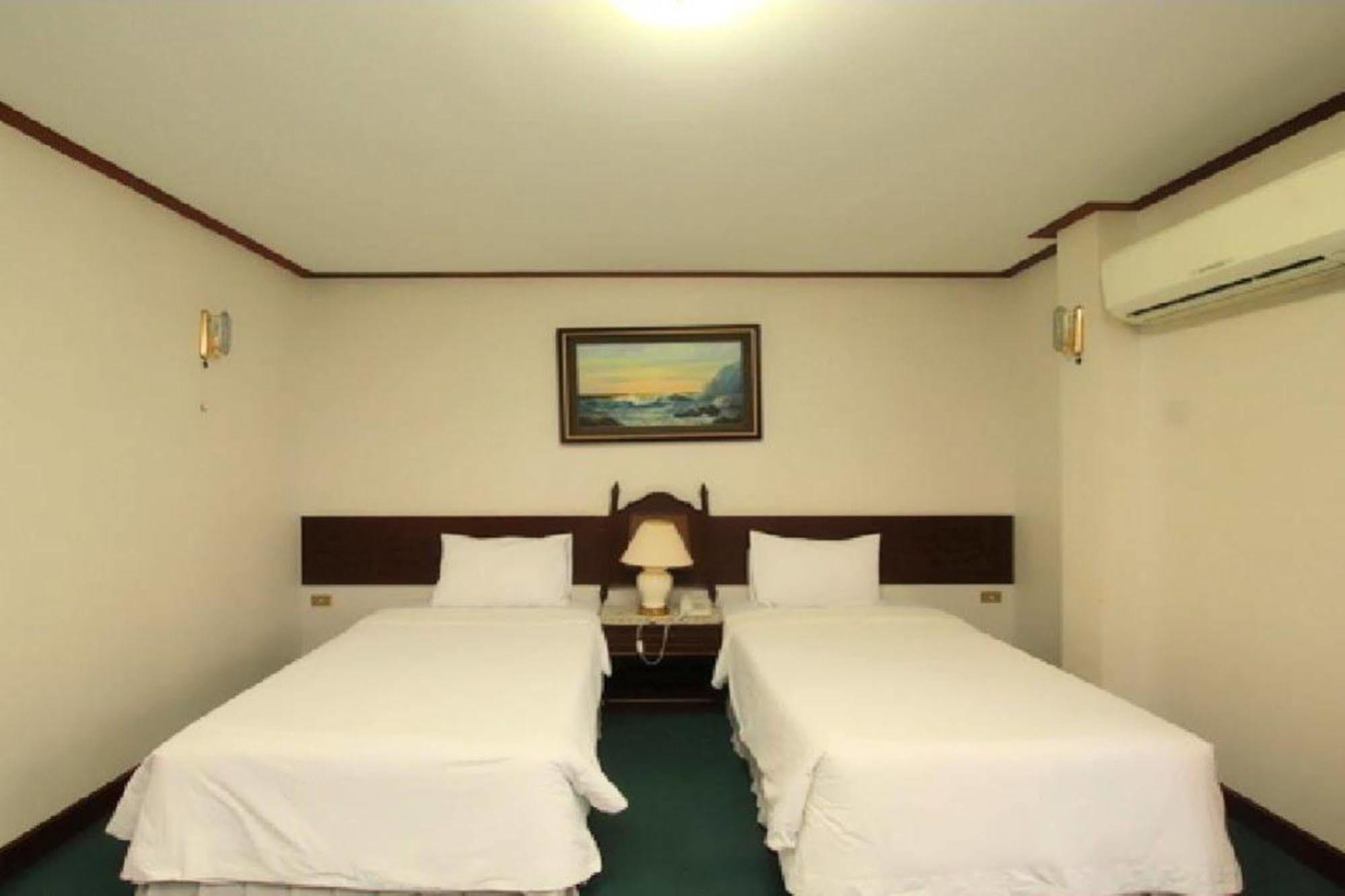Baanbusarin Hua Hin
