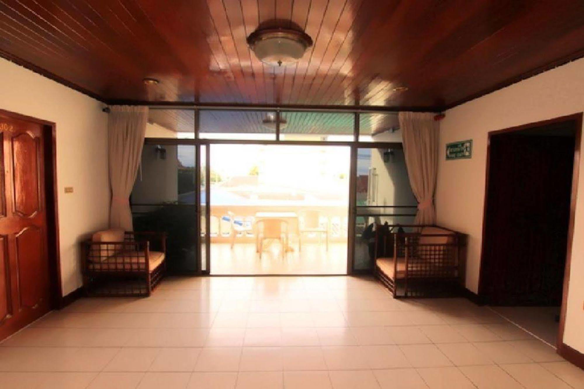 Baanbusarin Hotel Hua Hin