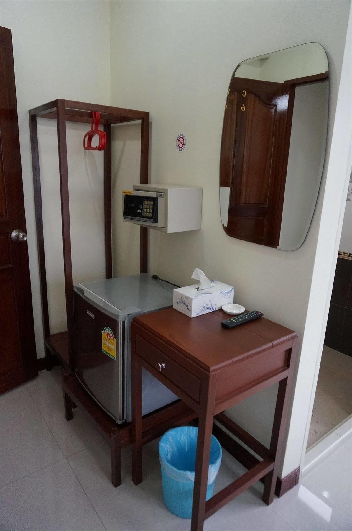 Baan Taweesuk Guest house