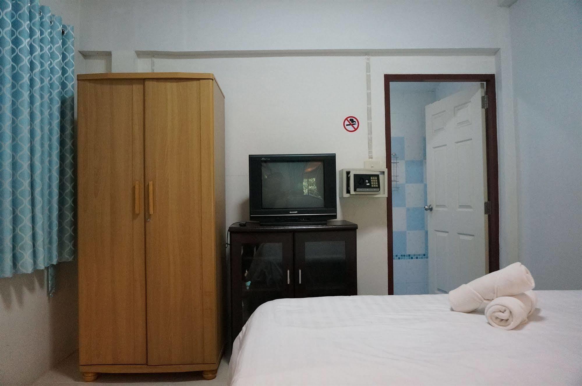 Baan Taweesuk Guest house 2*
