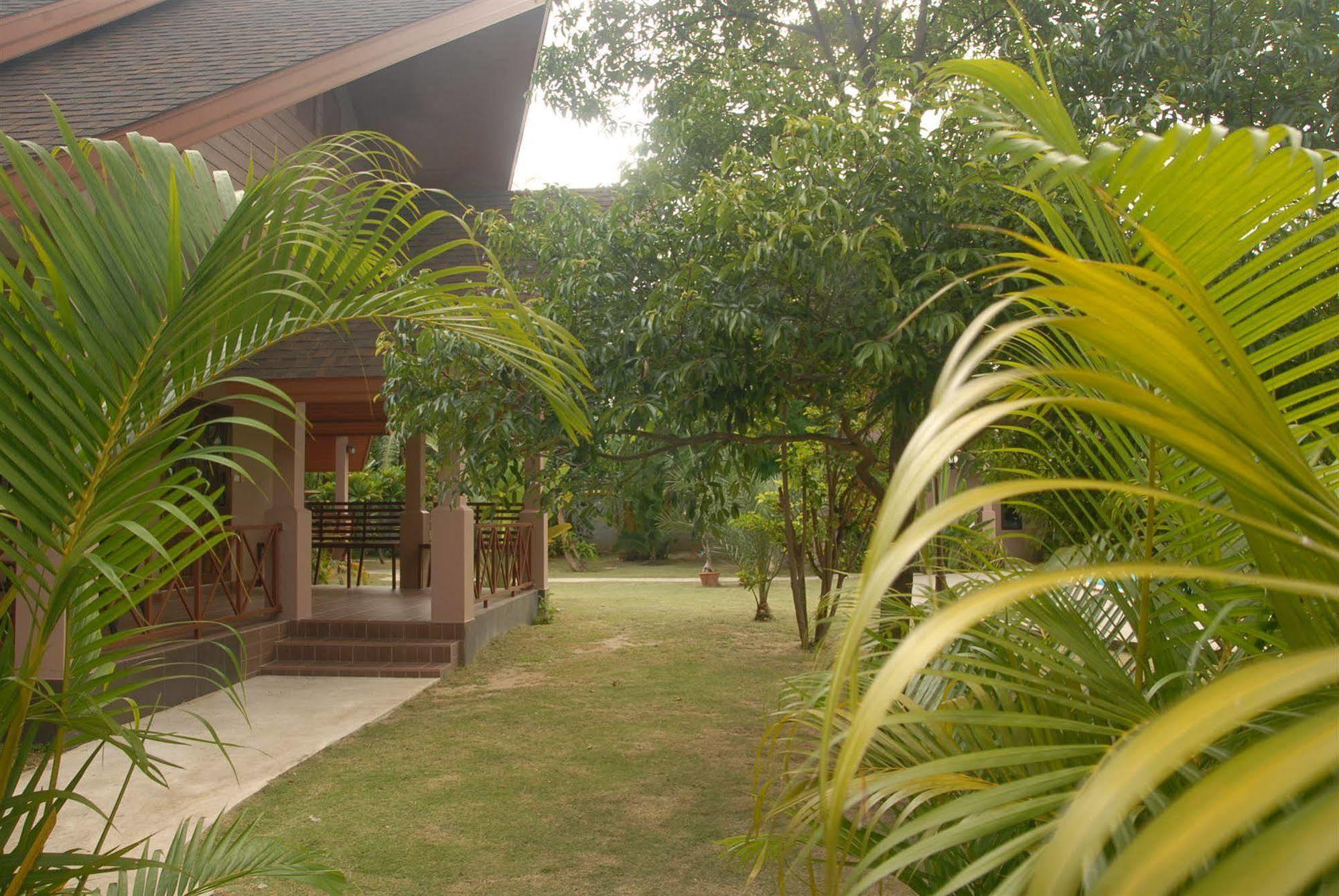 Resort La-or Hua Hin