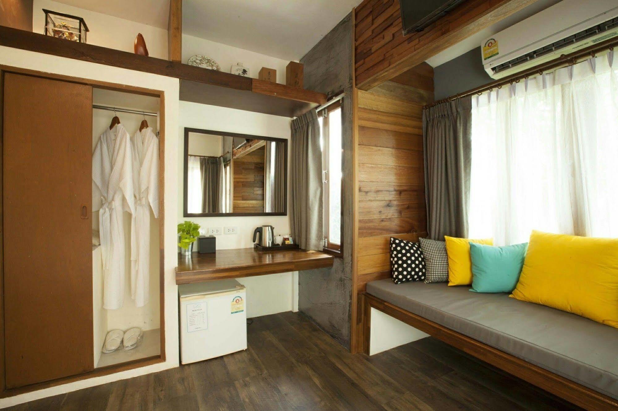 8 3* Hua Hin
