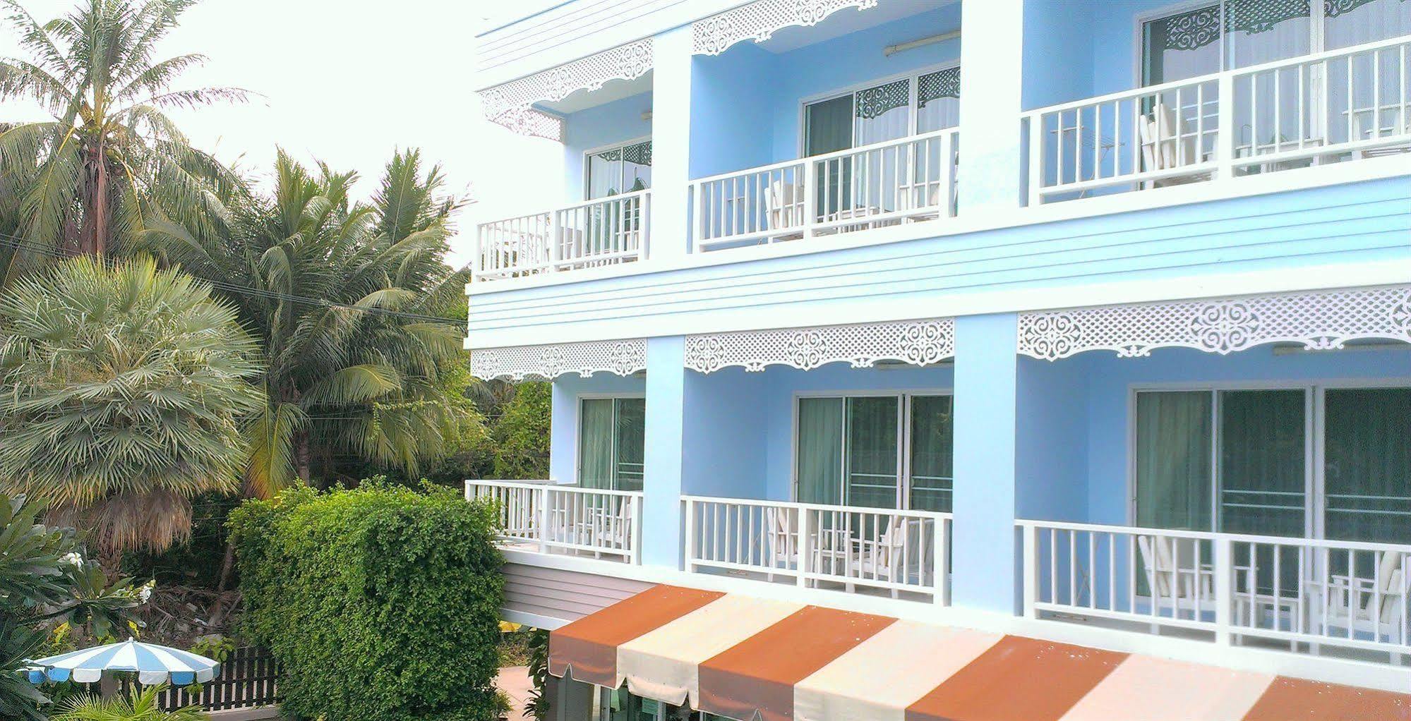 Baan Rabiang Talay Hotel 3*
