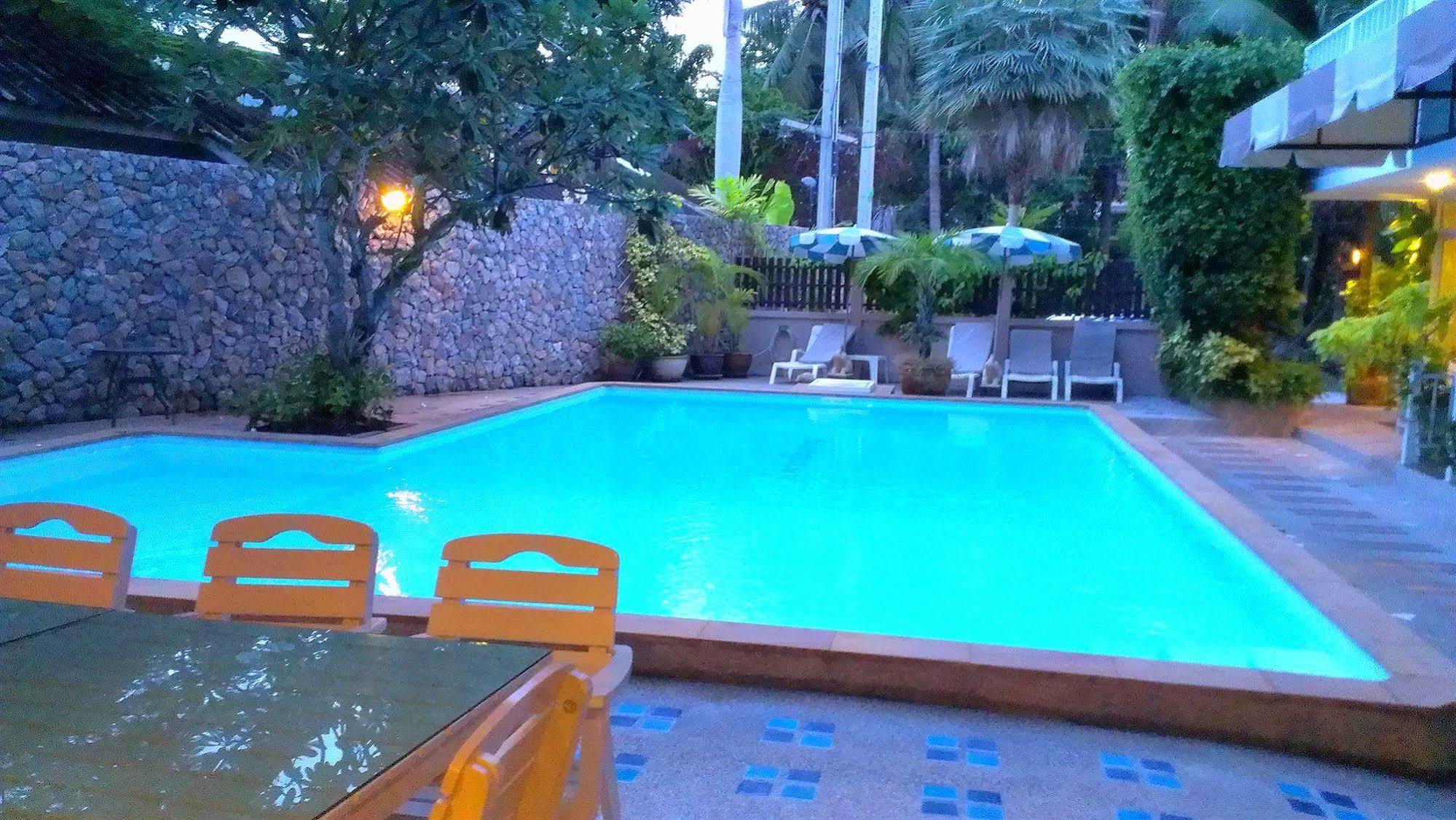 Hotel Baan Rabiang Talay