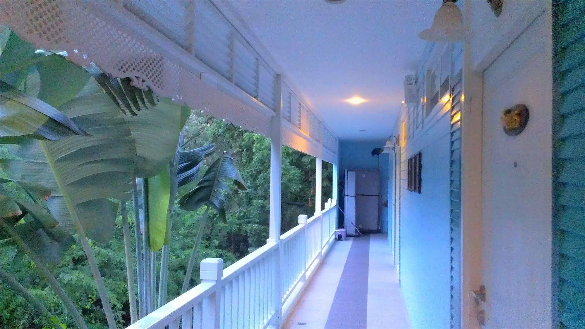 Baan Rabiang Talay 3*