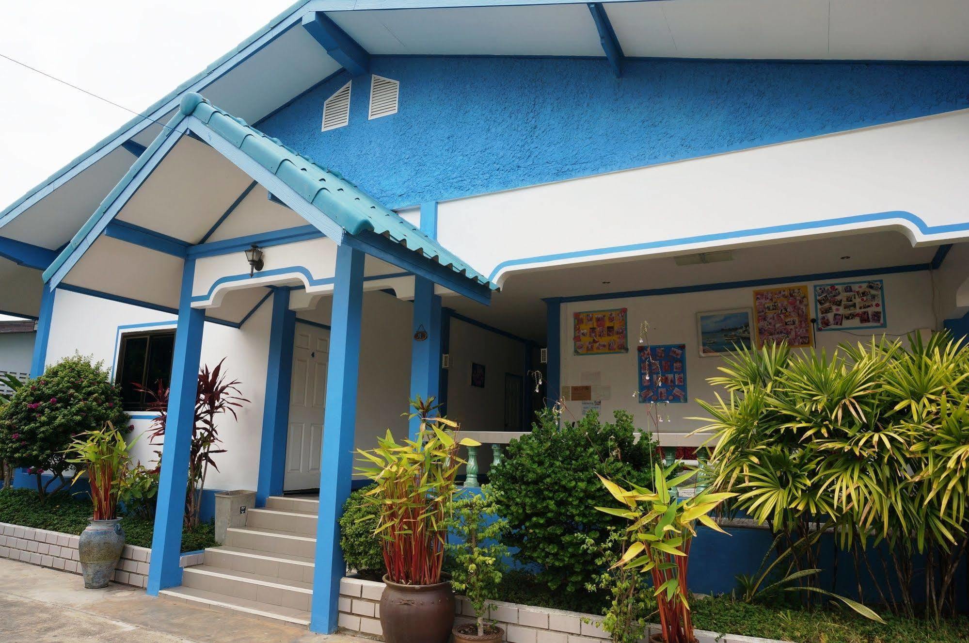 Seaside Resort 2*