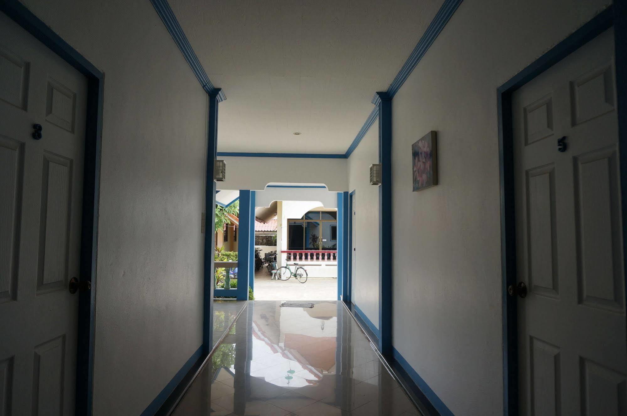 Seaside Resort 2*