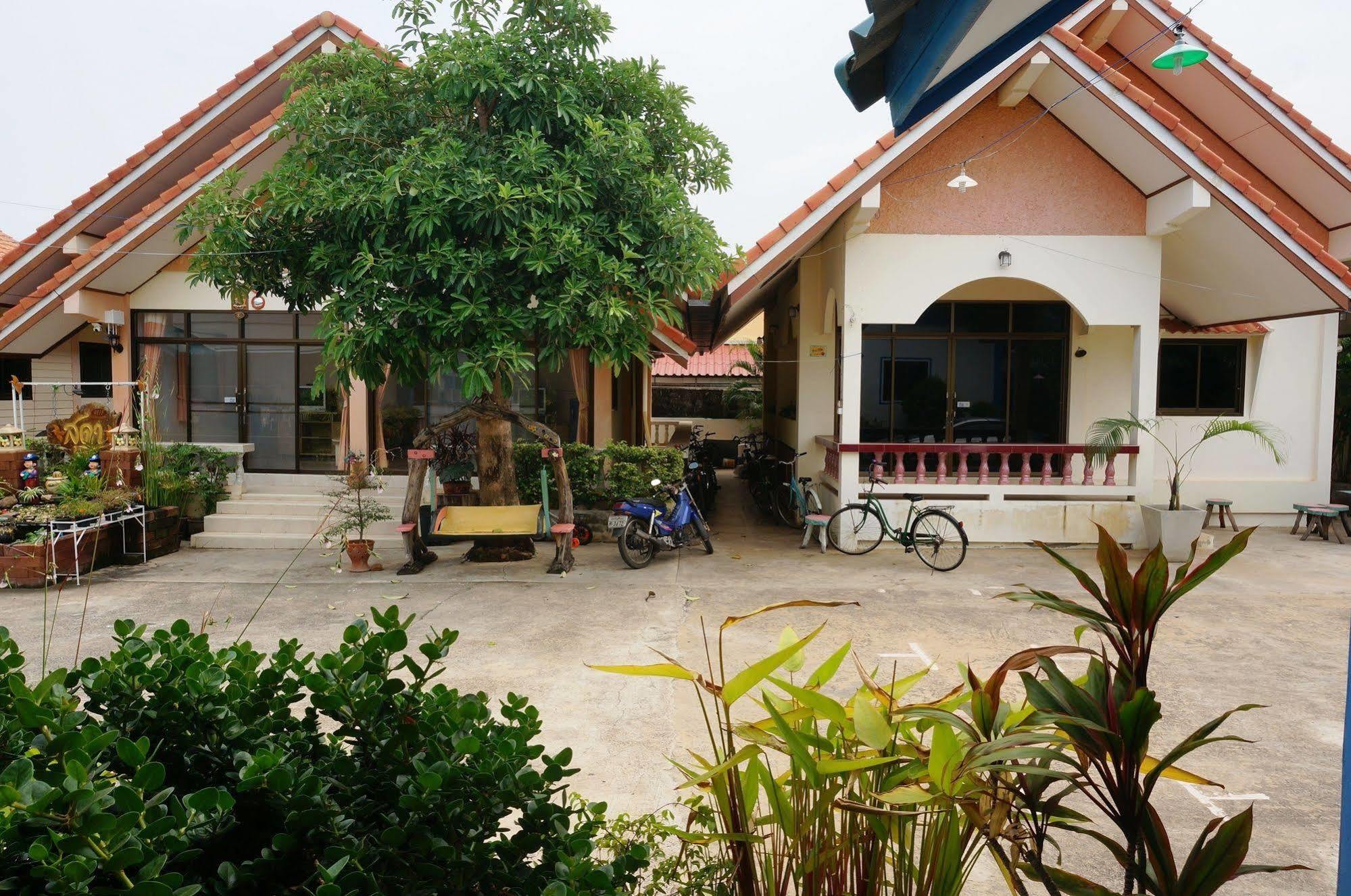 Resort Seaside Hua Hin