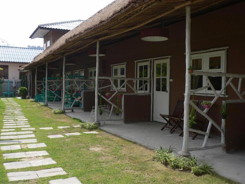 Smor Village