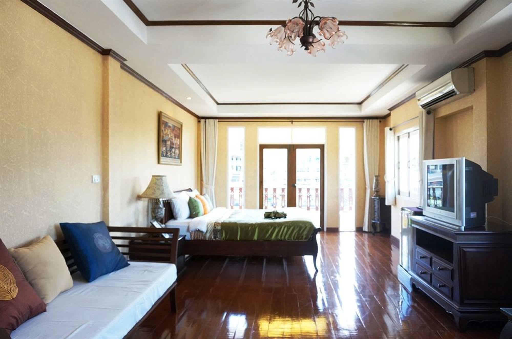 White - Sha Certified Hua Hin