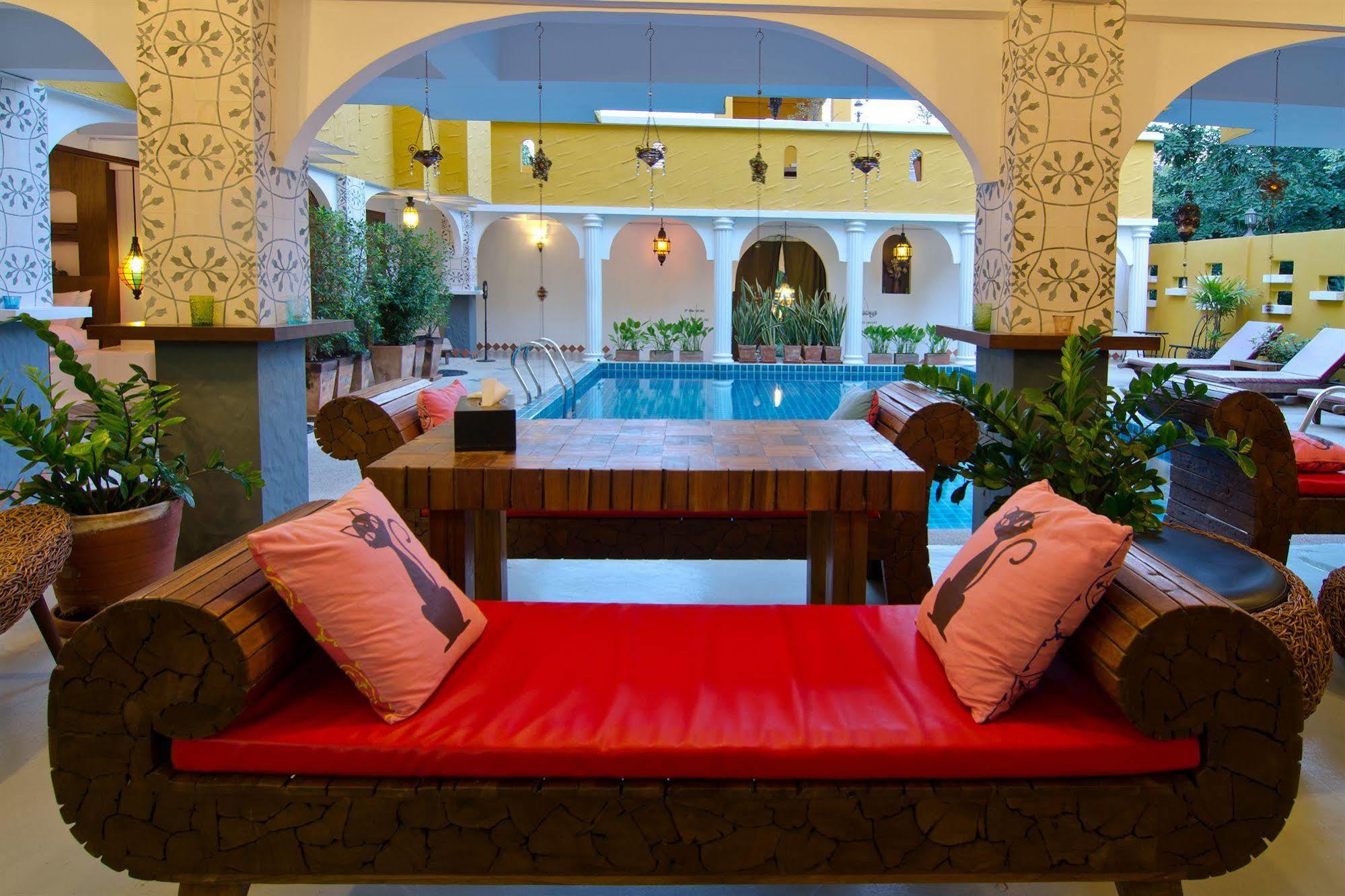 Riad Hua Hin Hotel 3*