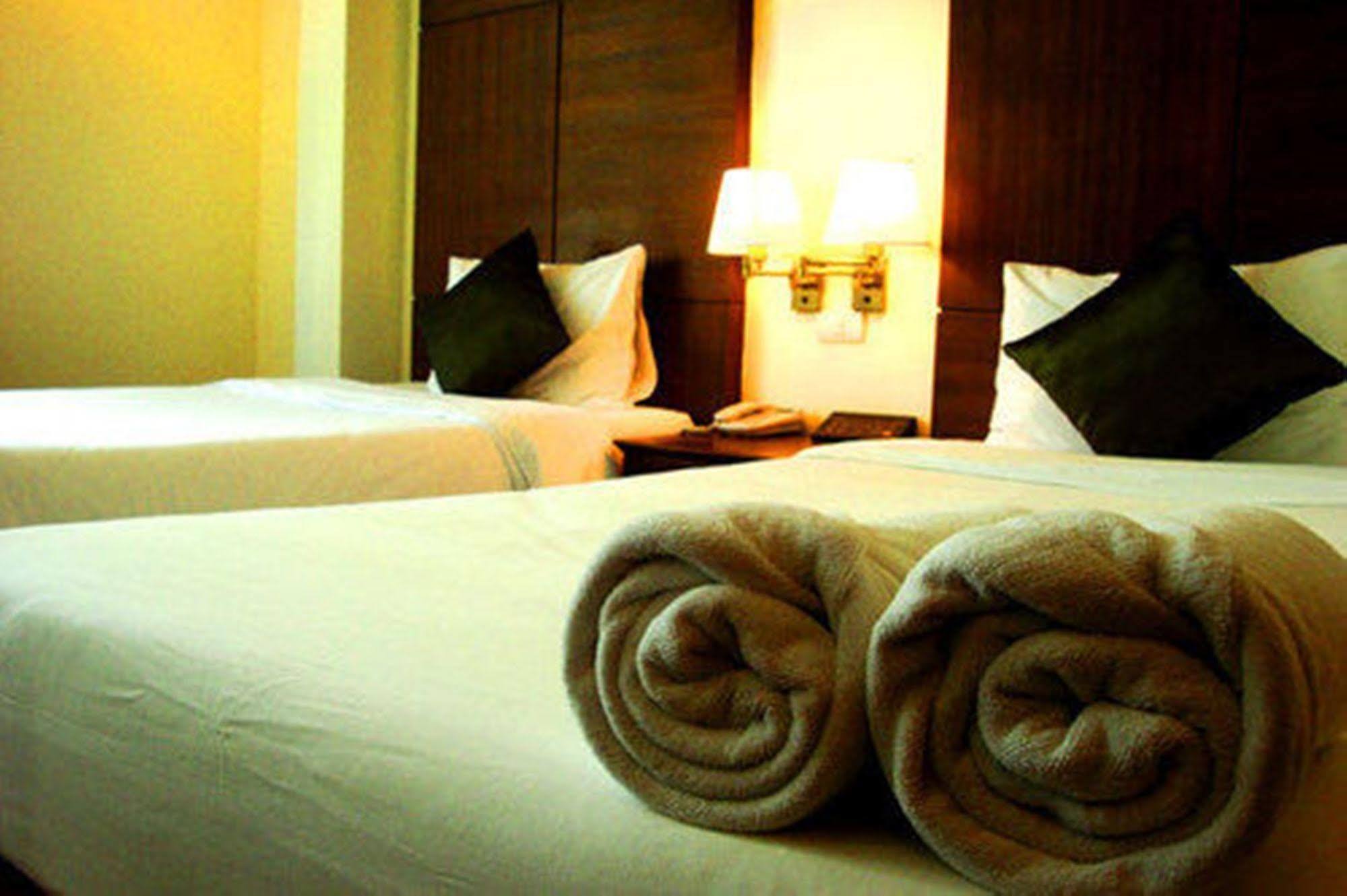 Hotel Fresh 3*