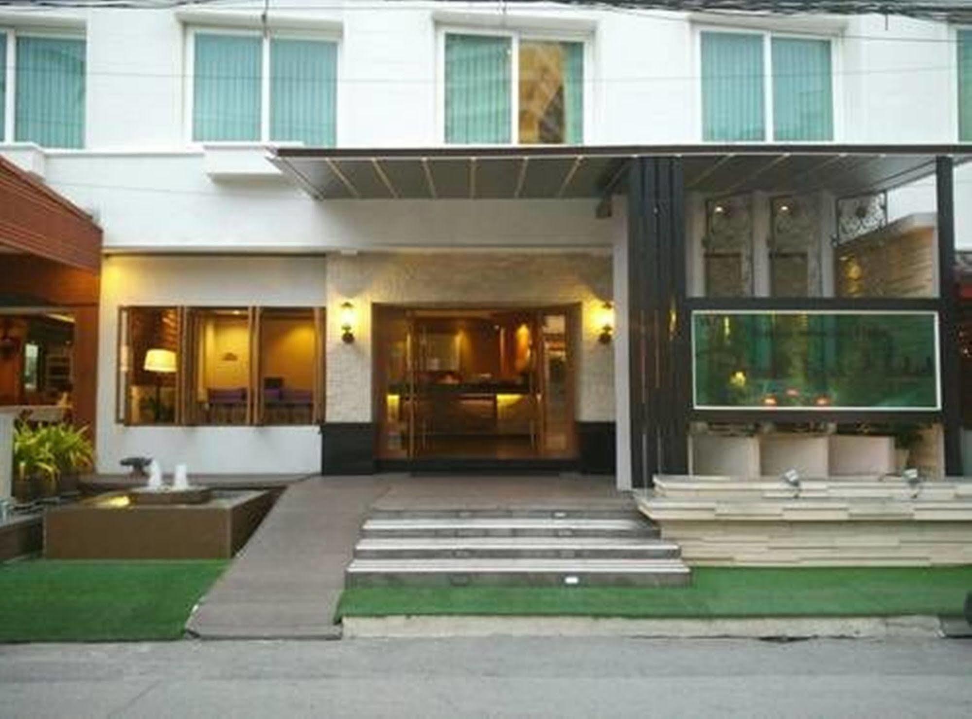 Hotel Fresh 3*