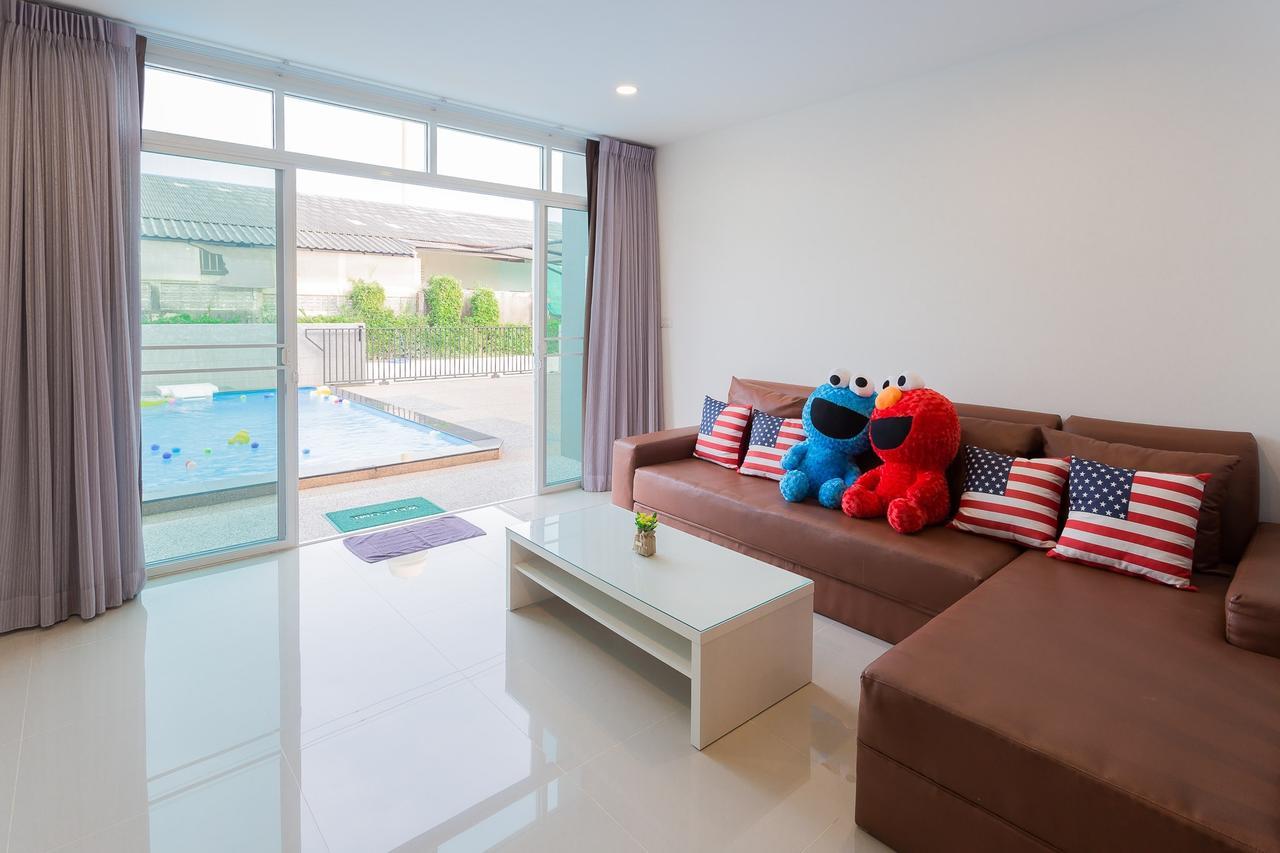Club 51 Pool * Hua Hin