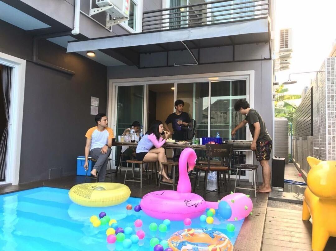 The Loft51 Pool