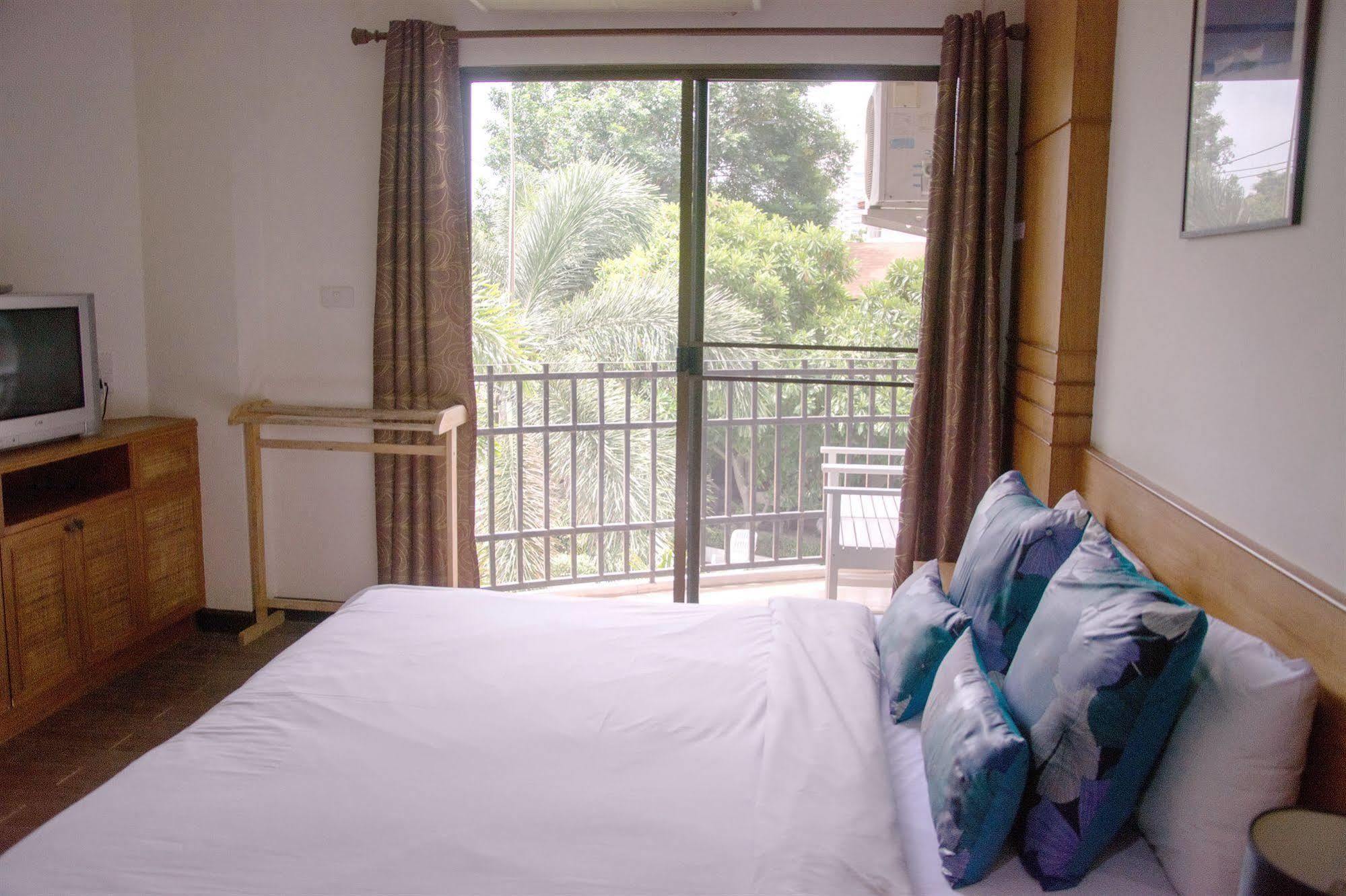 Boat 3* Hua Hin