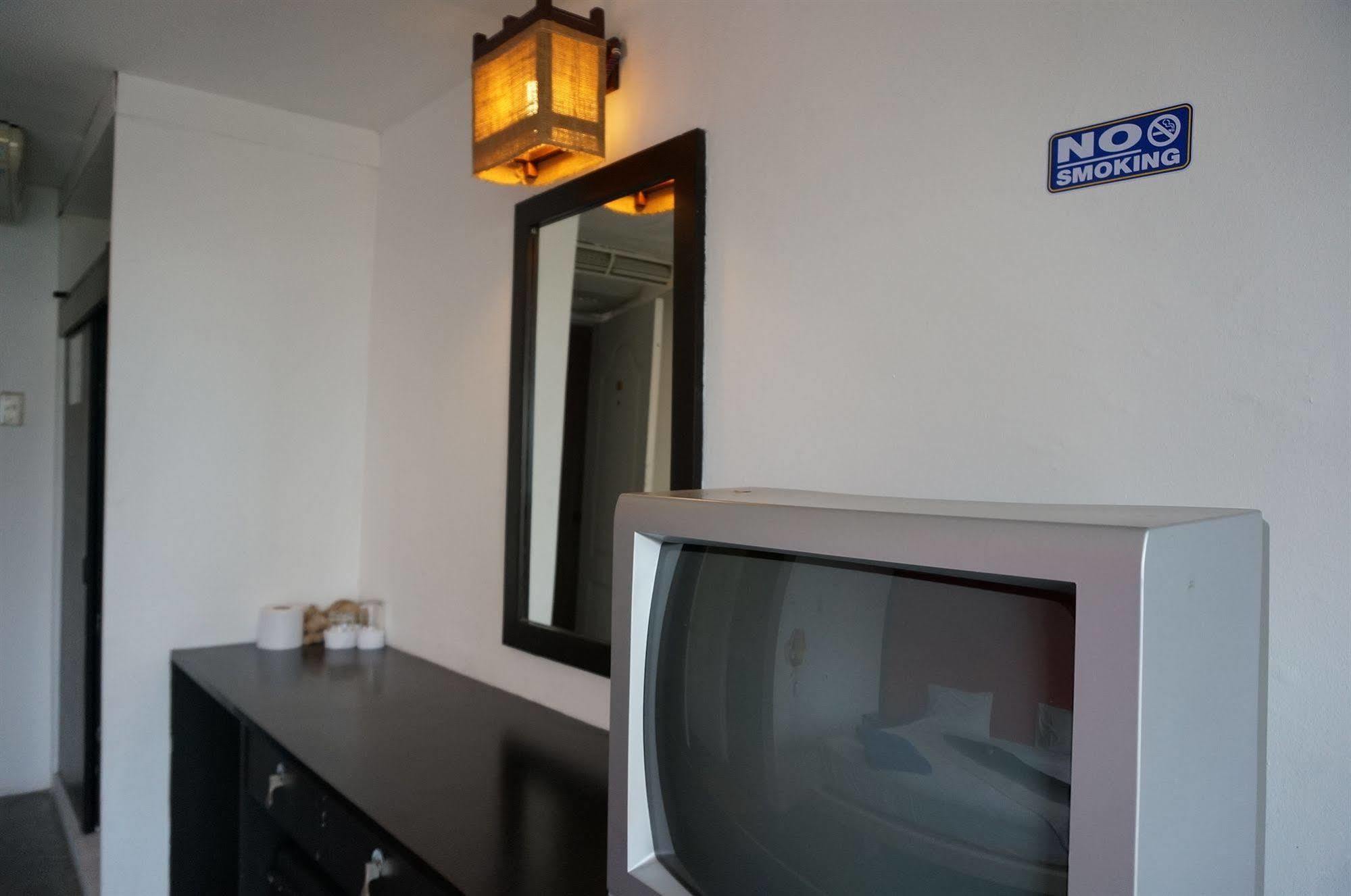 Sand Inn Hotel Hostel Hua Hin
