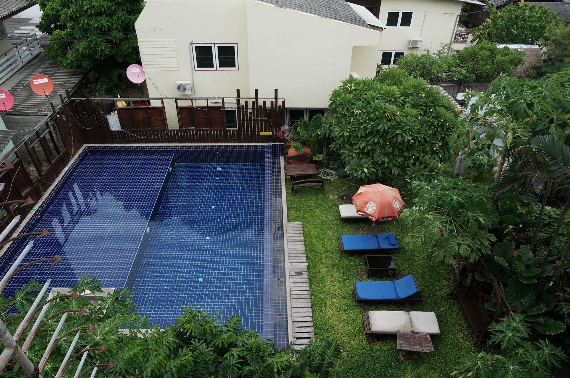 Sand Inn Hotel Hostel
