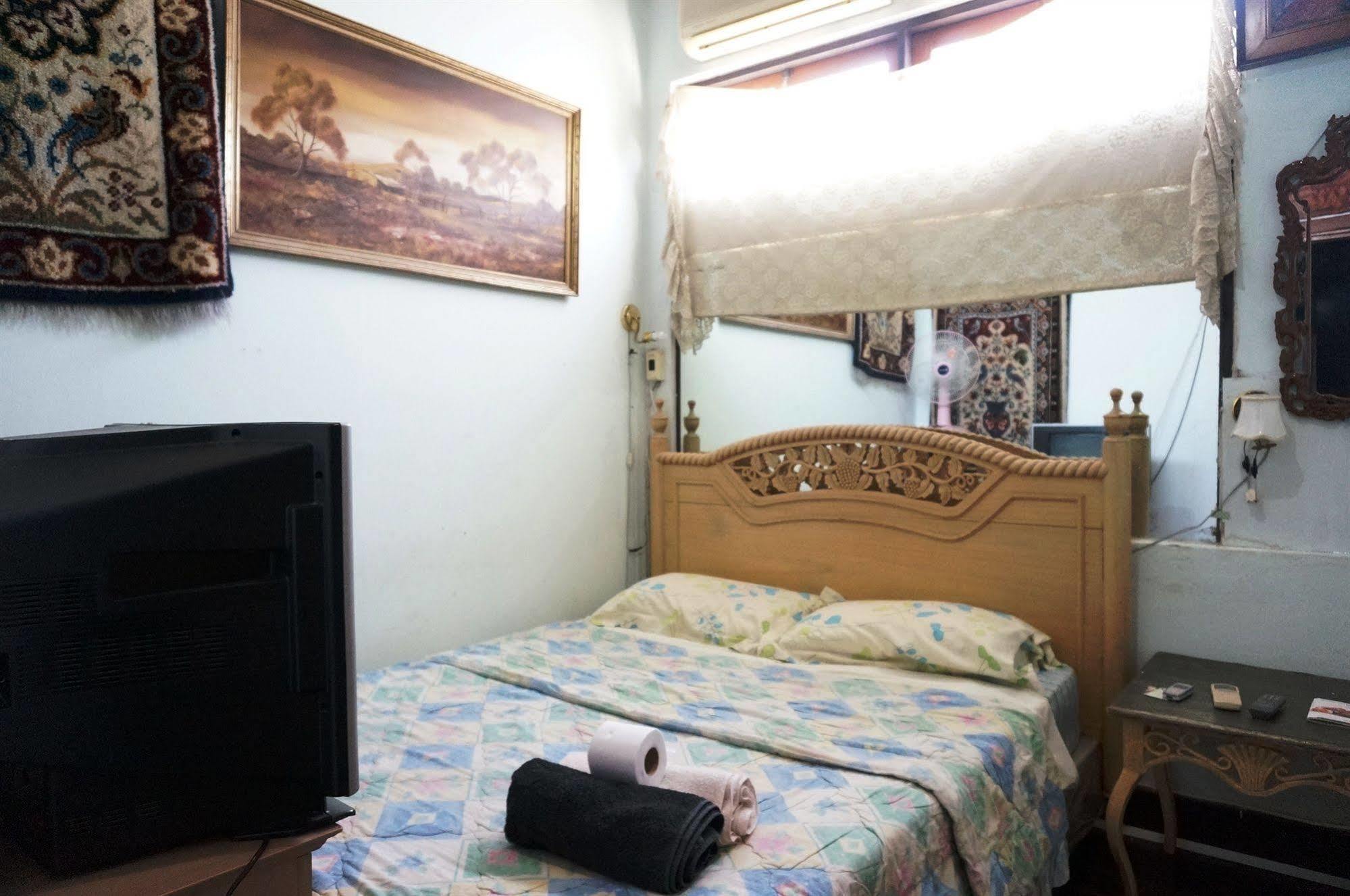 Guest house King's *