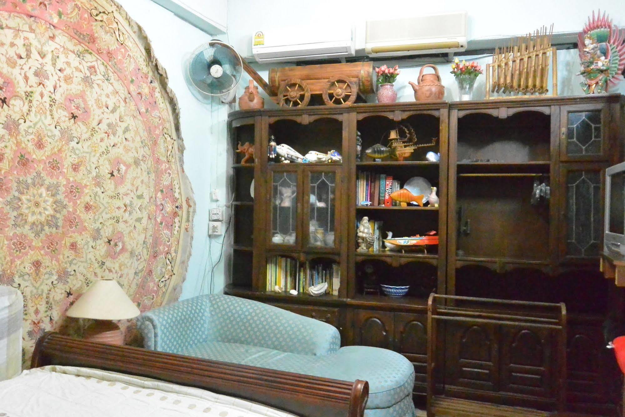 King's Guest house *