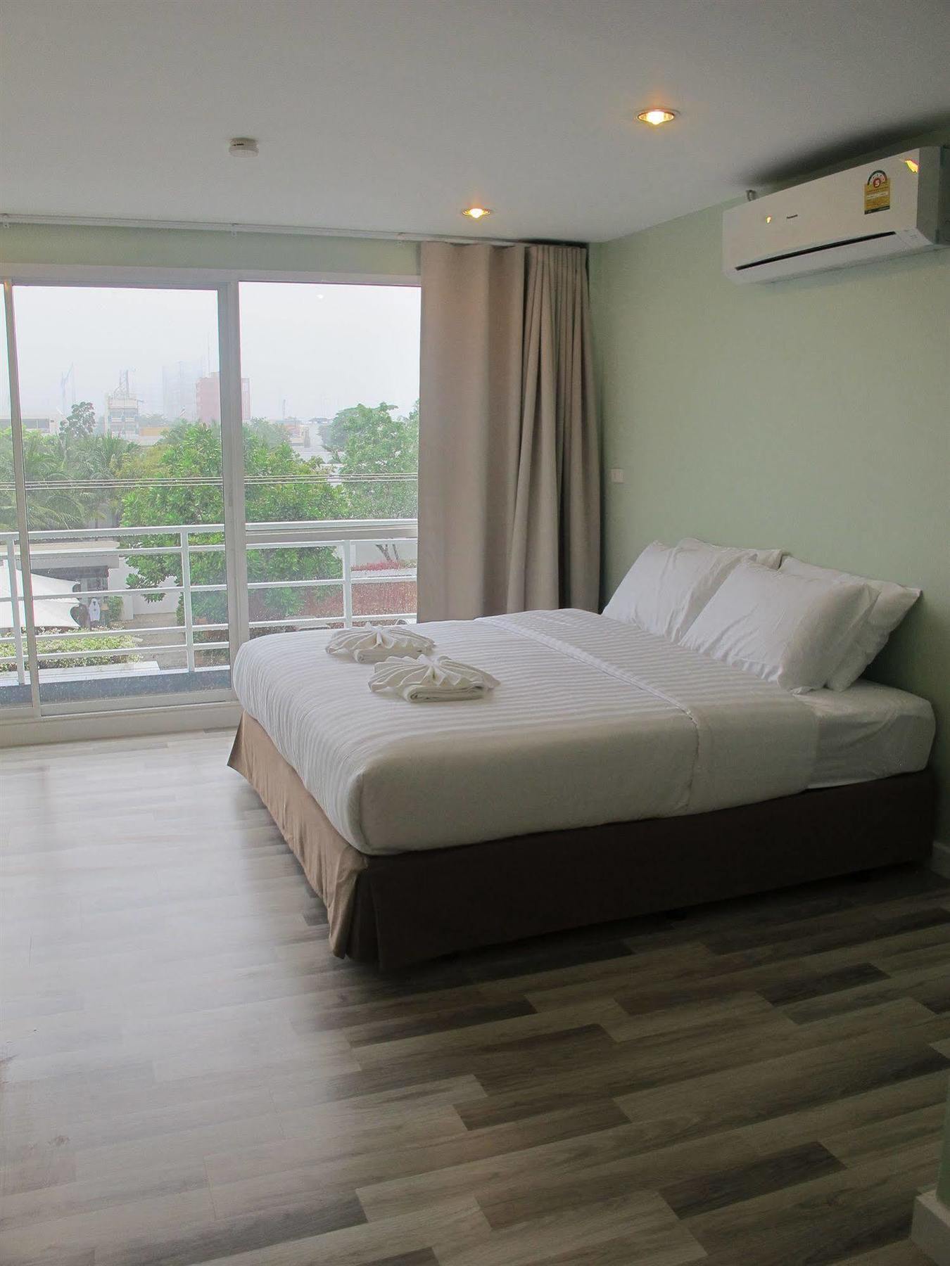 Nantra Hotel